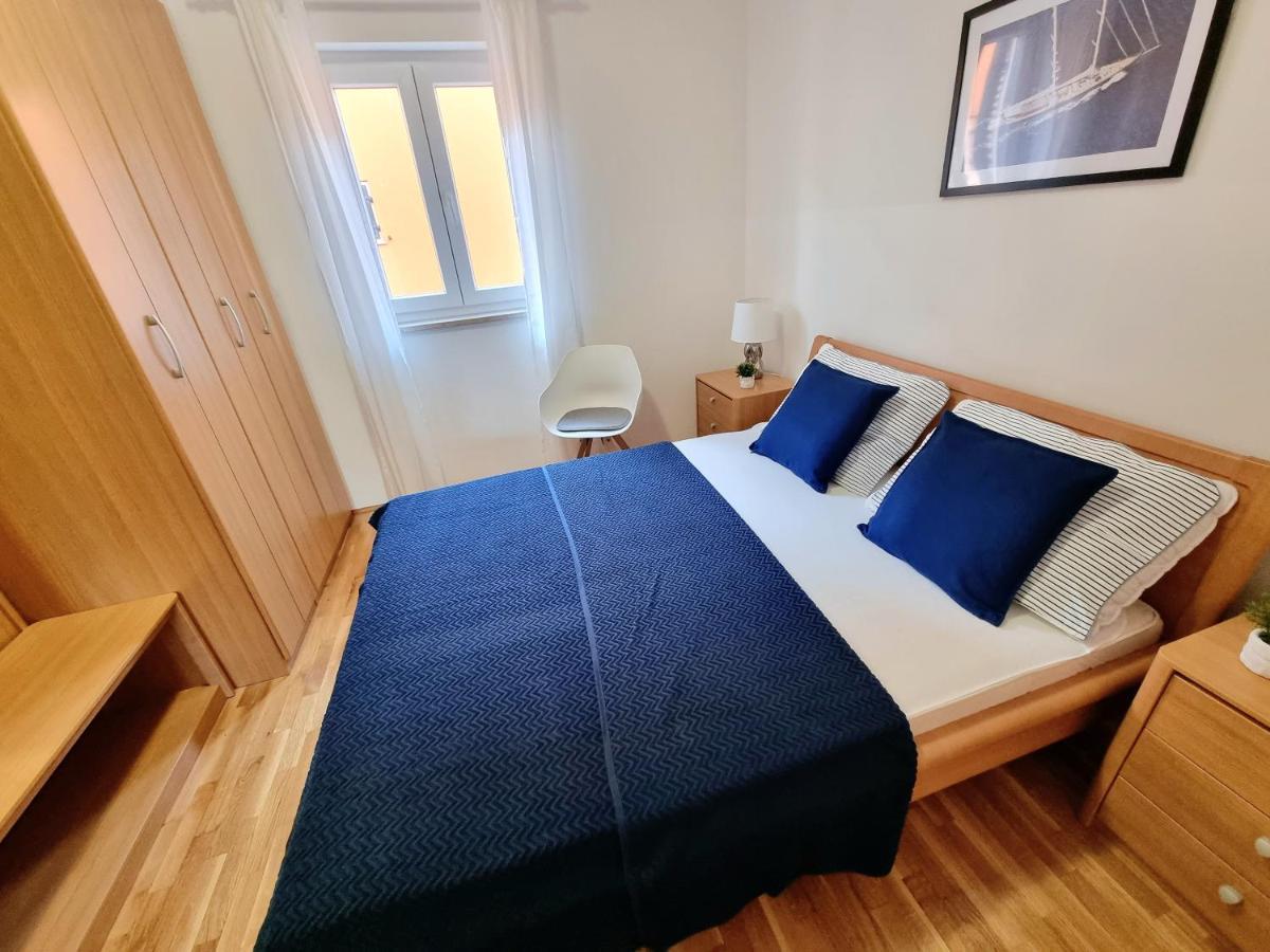 App Oleander Apartment Умаг Екстериор снимка