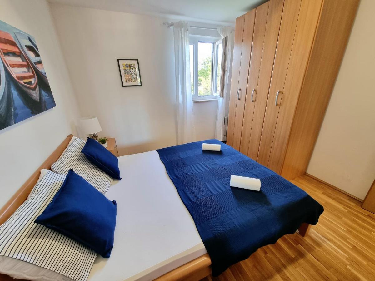 App Oleander Apartment Умаг Екстериор снимка